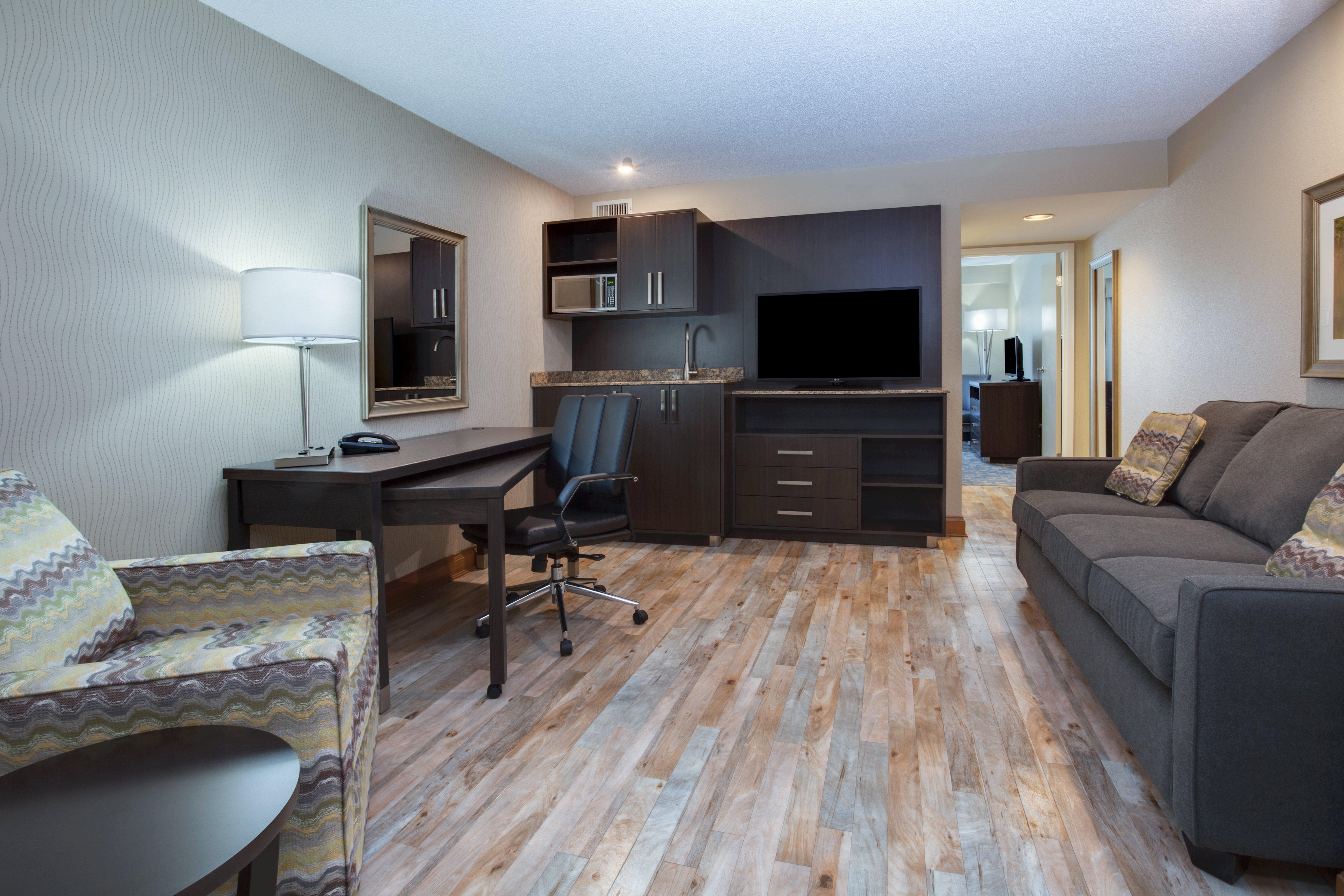 Holiday Inn Express Hotel & Suites Uptown Fredericton By Ihg Extérieur photo